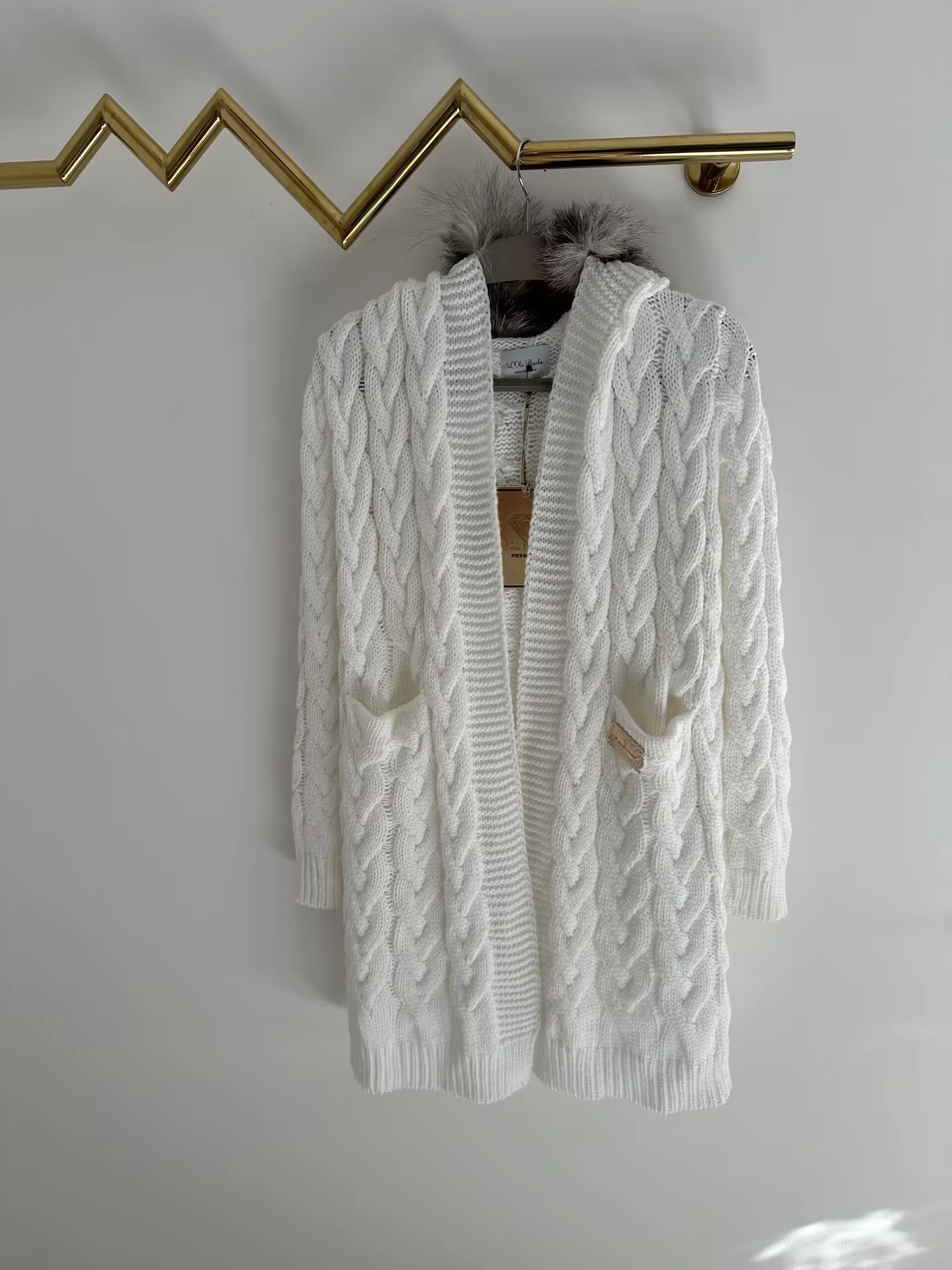 Sweter Lola Bianka biały kardigan - obrazek 6