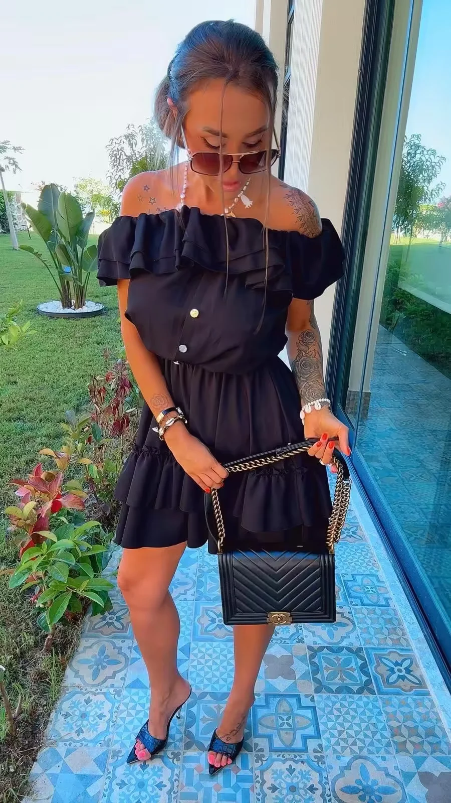 Sukienka Lola Bianka czarna elegancka - obrazek 3