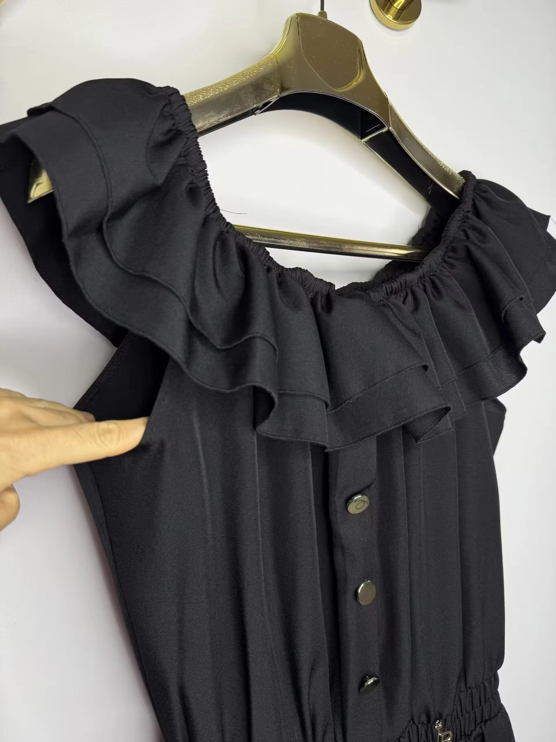 Sukienka Lola Bianka czarna elegancka - obrazek 4