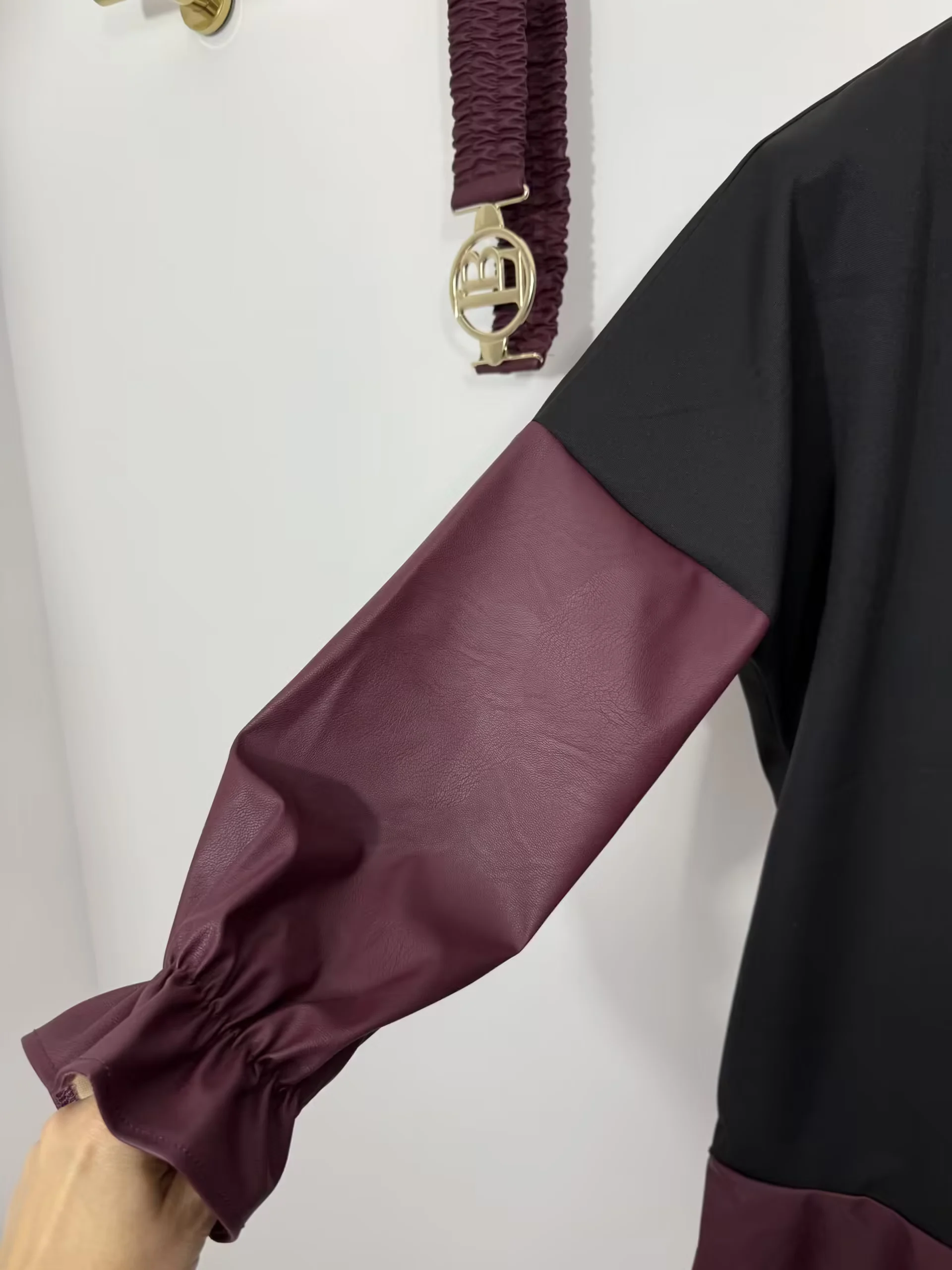 Sukienka Lola Bianka sukienka bordowa z ekoskórki - obrazek 6