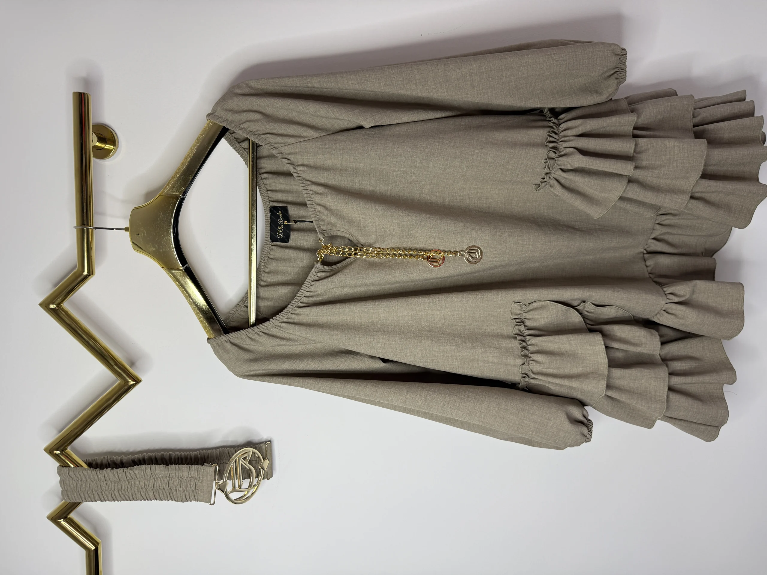 Sukienka Lola Bianka beżowa z paskiem - obrazek 8