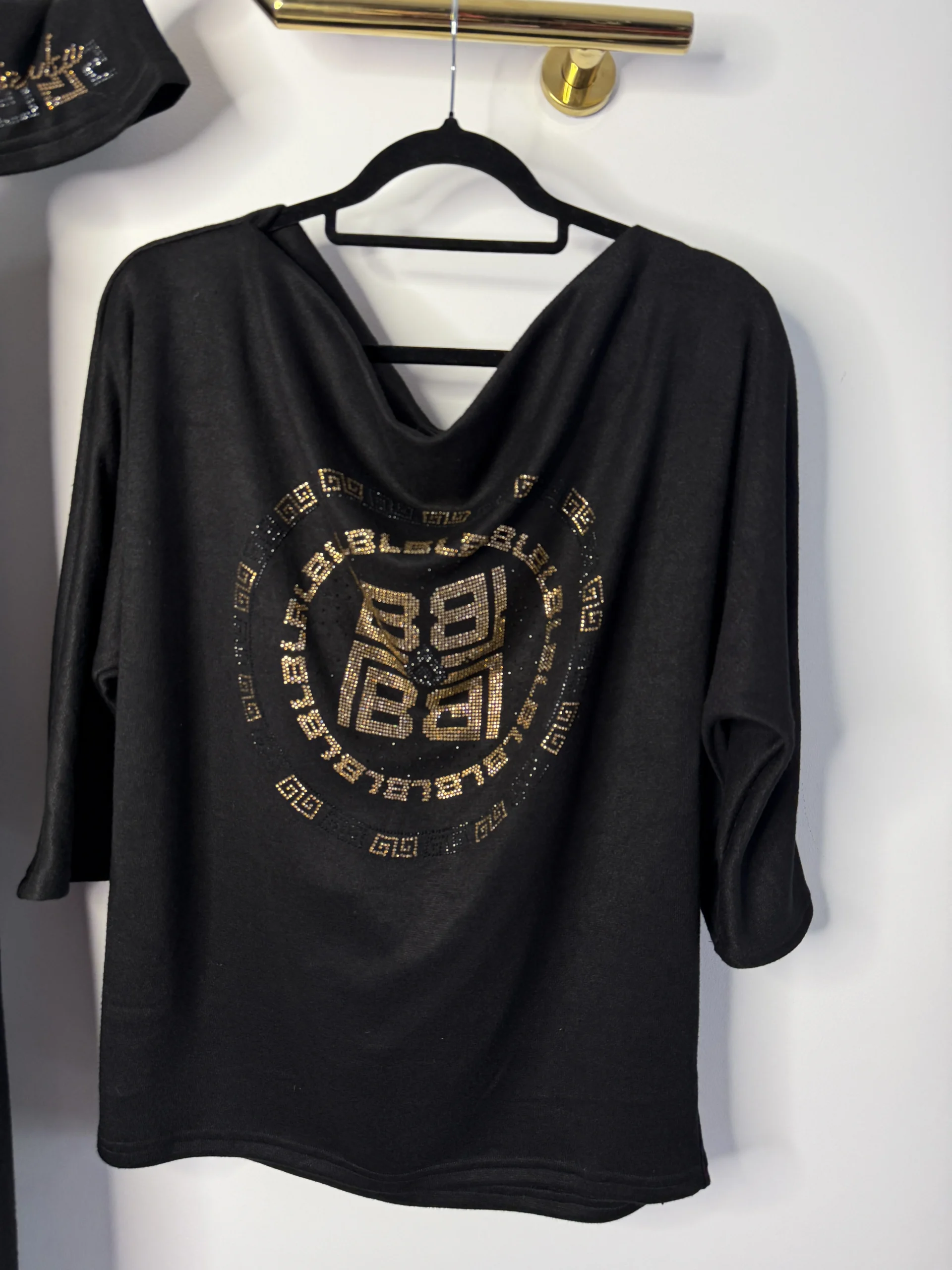 Dres Lola Bianka czarny dzianinowy - obrazek 7