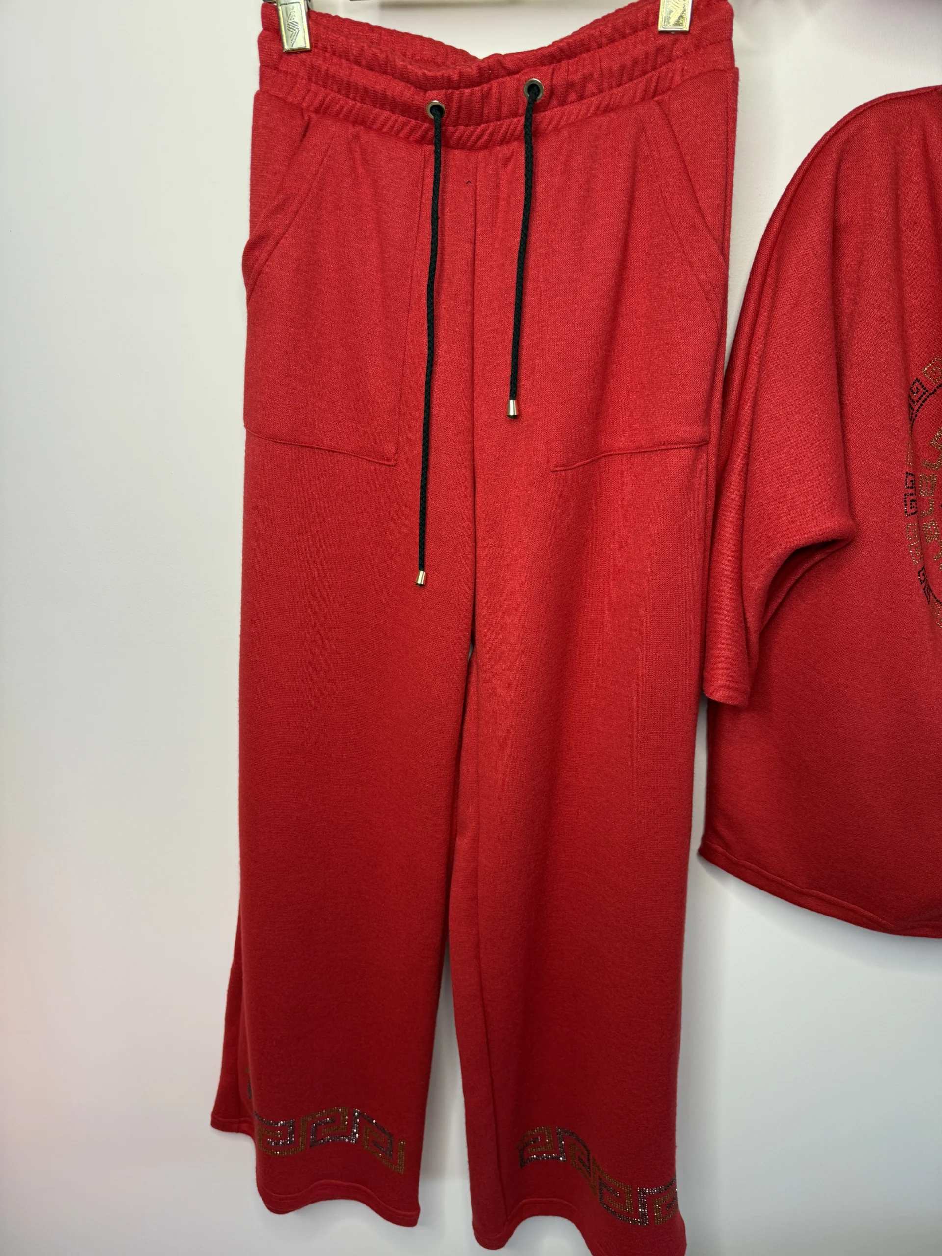 Dres Lola Bianka czerwony komplet dzianinowy - obrazek 10