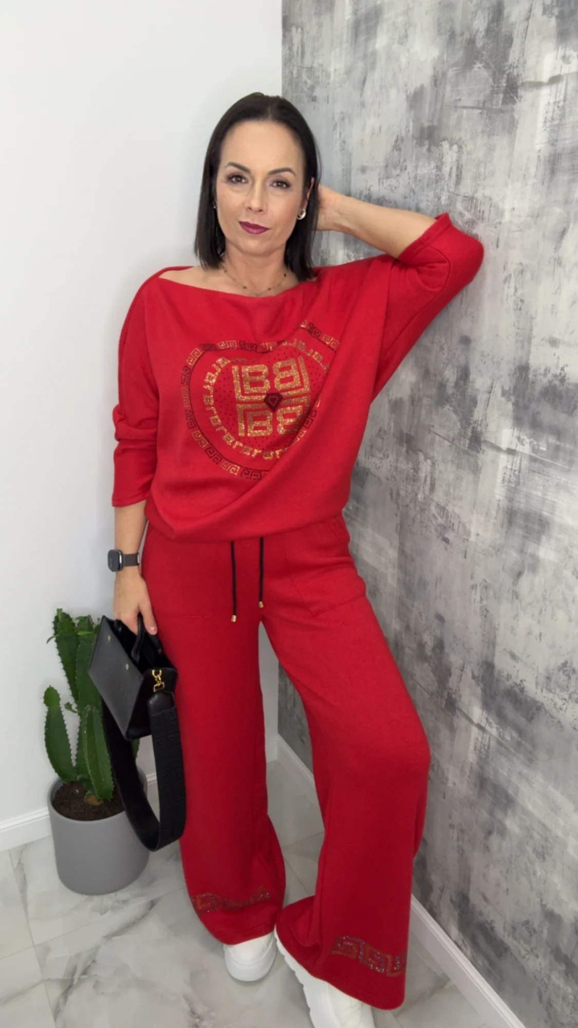 Dres Lola Bianka czerwony komplet dzianinowy - obrazek 6