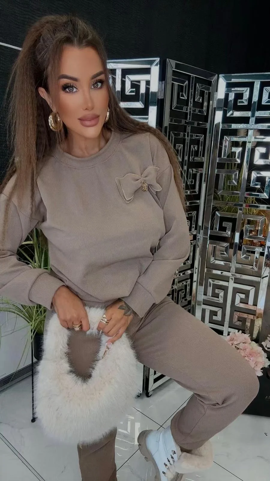 Dres Lola Bianka beżowy - obrazek 2