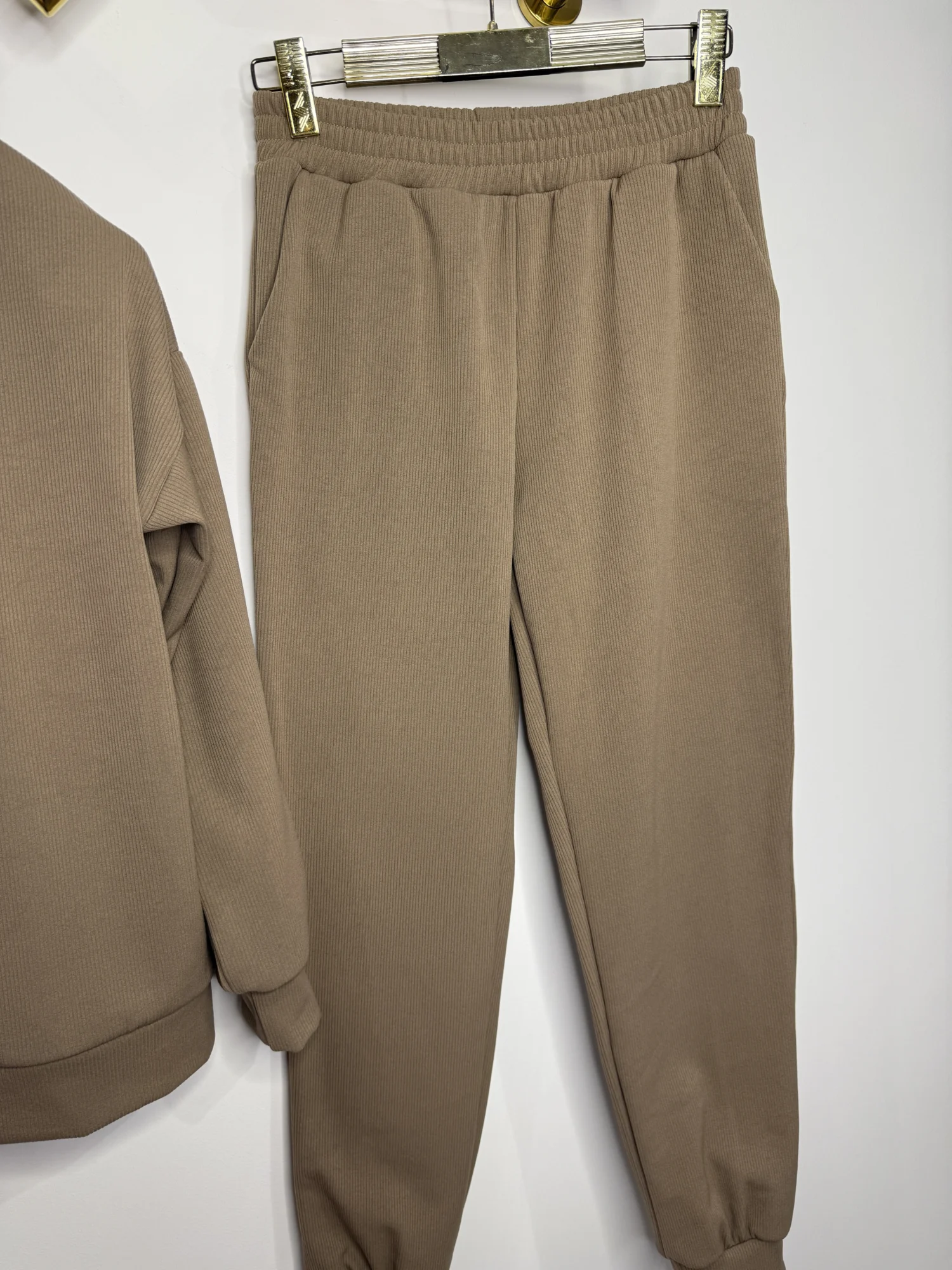 Dres Lola Bianka beżowy - obrazek 10