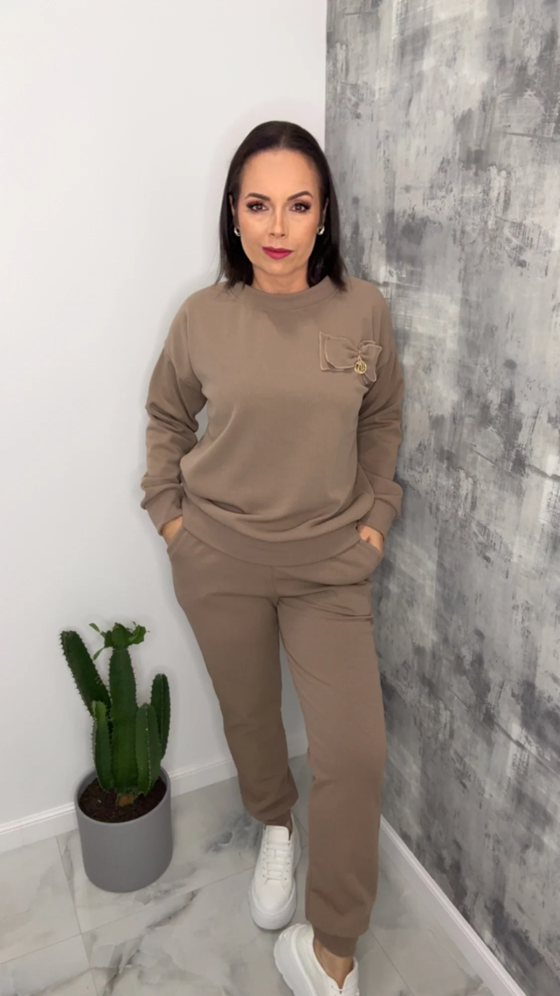 Dres Lola Bianka beżowy - obrazek 3