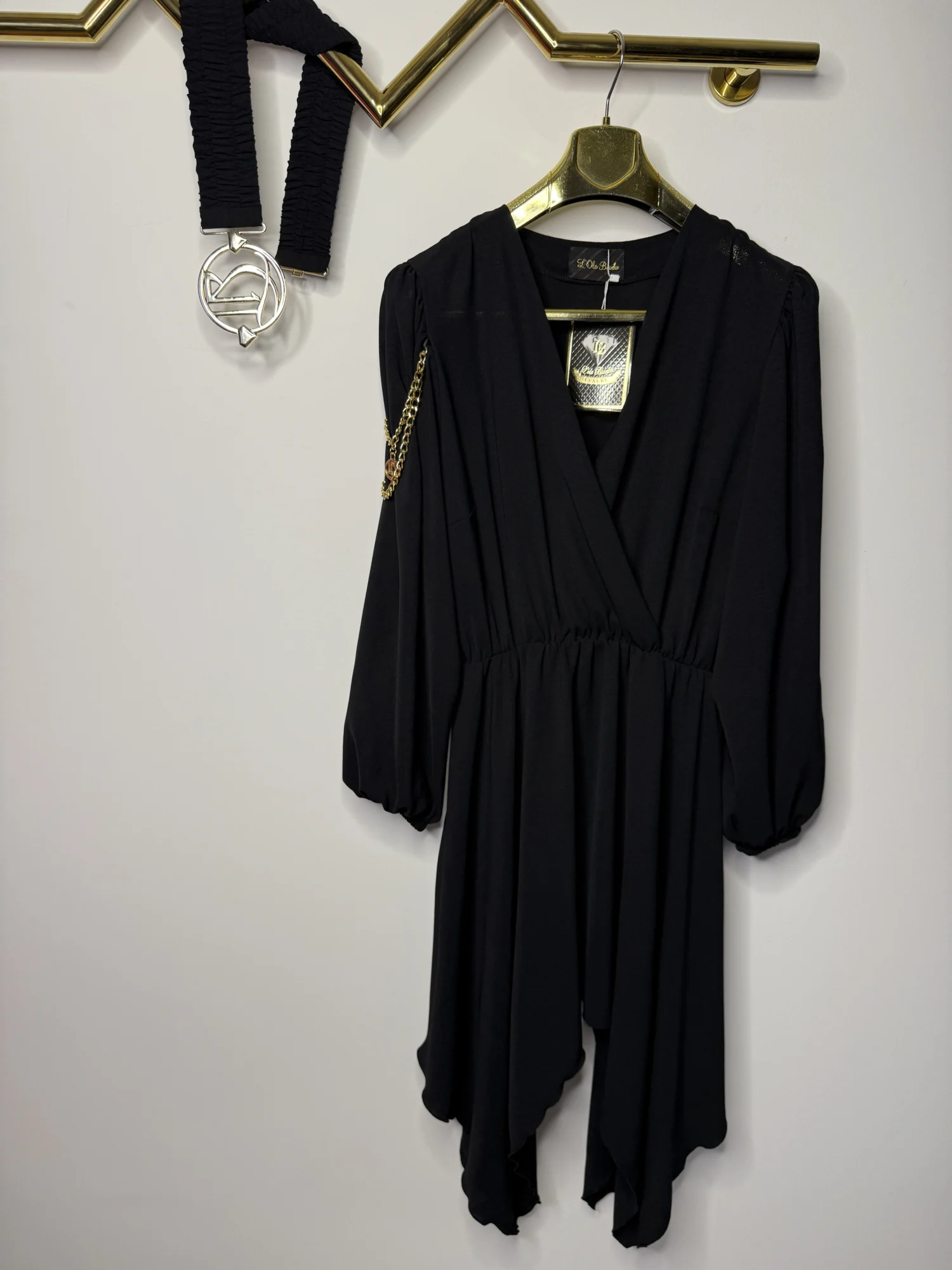 Sukienka Lola Bianka czarna wizytowa - obrazek 6