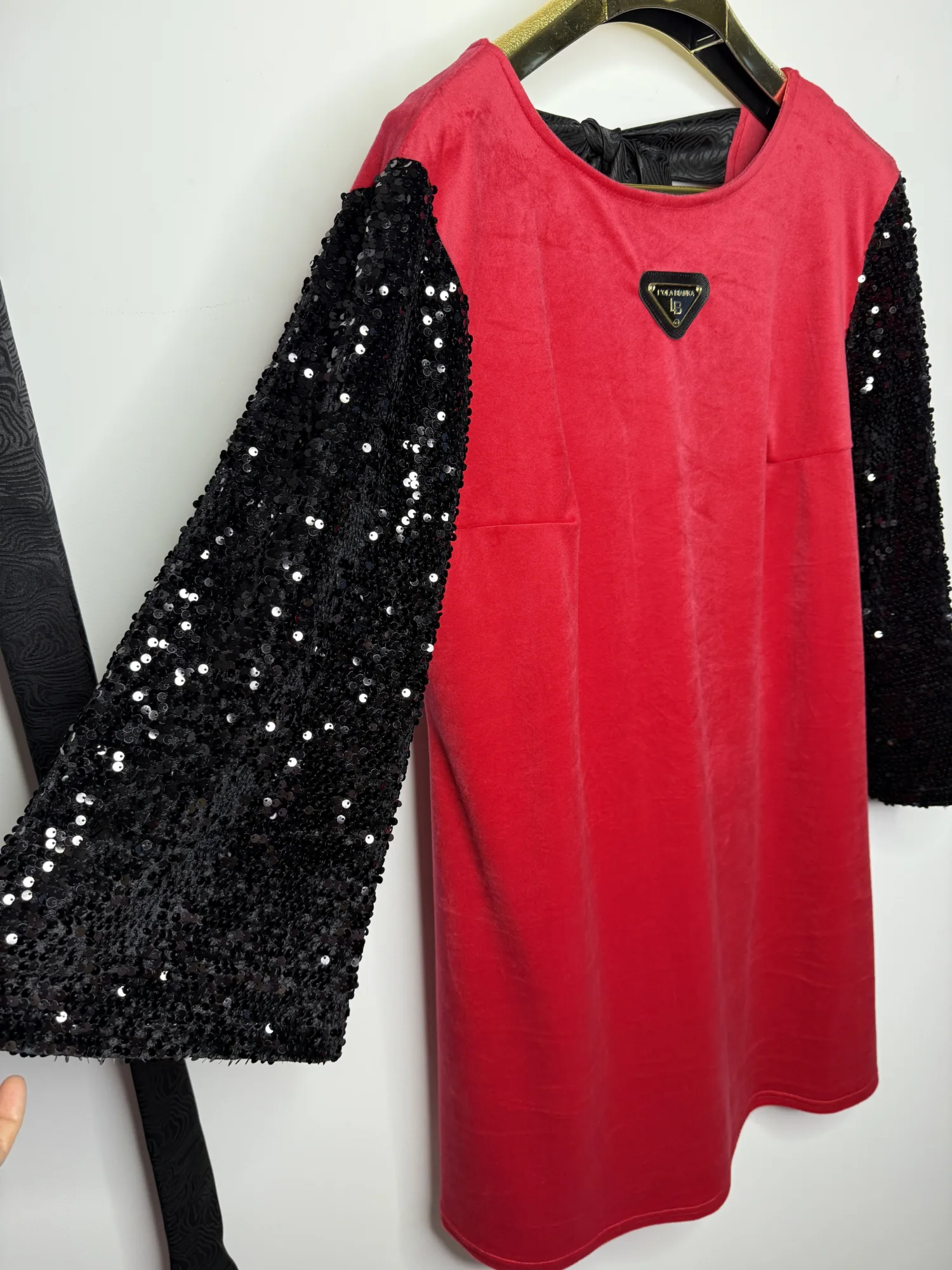 Sukienka Lola Bianka welurowa czerwona z kokardą - obrazek 3