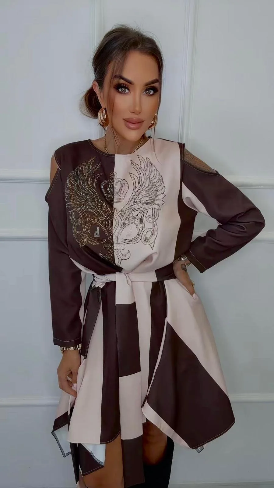 Sukienka Lola Bianka elegancka - obrazek 2