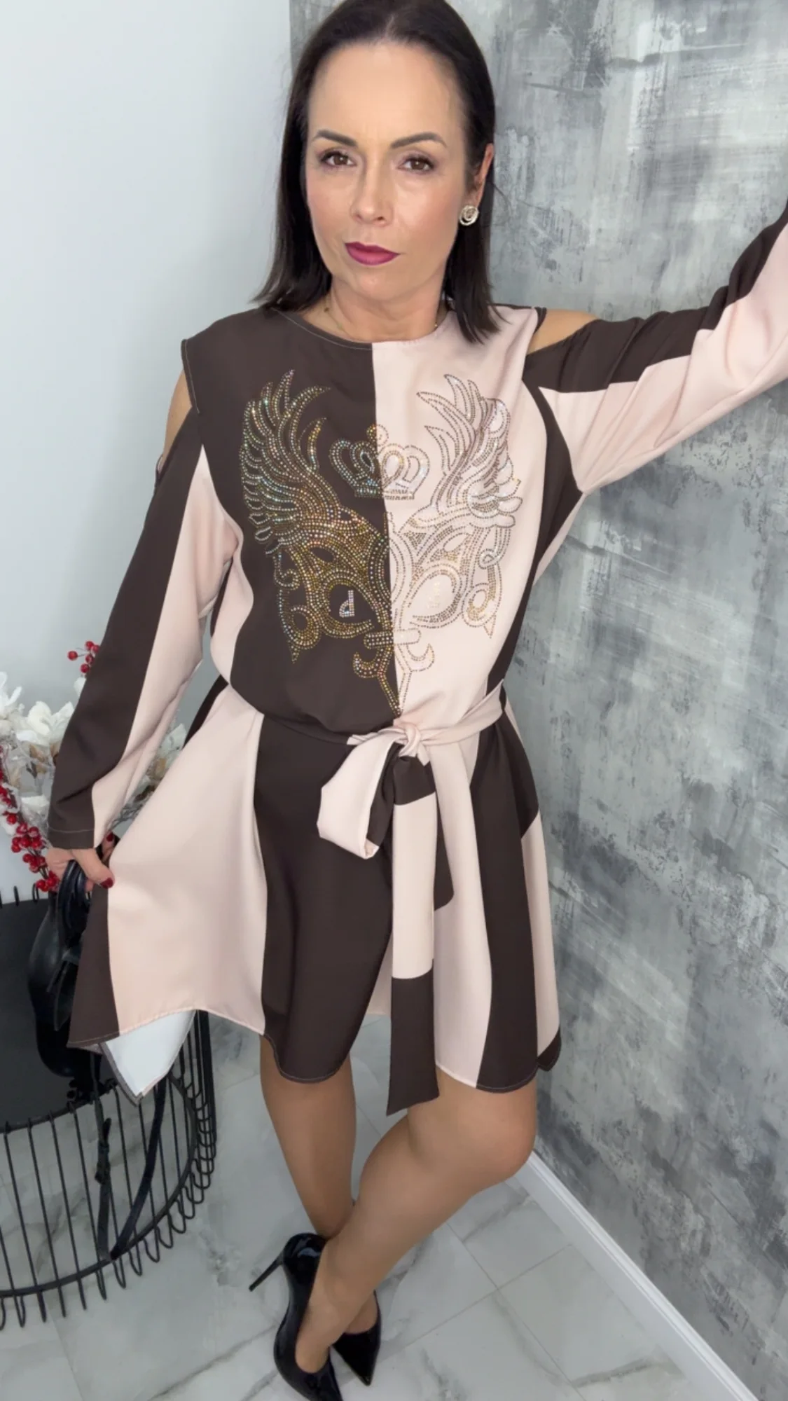 Sukienka Lola Bianka elegancka - obrazek 9